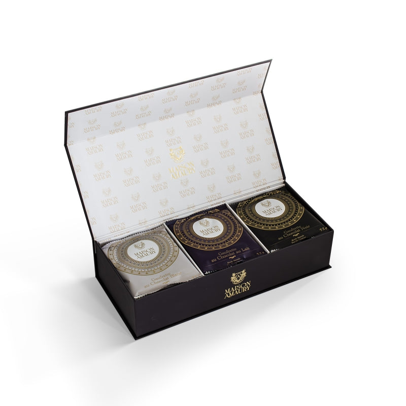 Šokolaaditäidisega vahvlid kinkekarbis / 24 tk: piimašokolaad, valge šokolaad & tume šokolaad